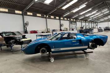 Superformance and Safir Celebrate Two Key Anniversaries with GT40P/1150